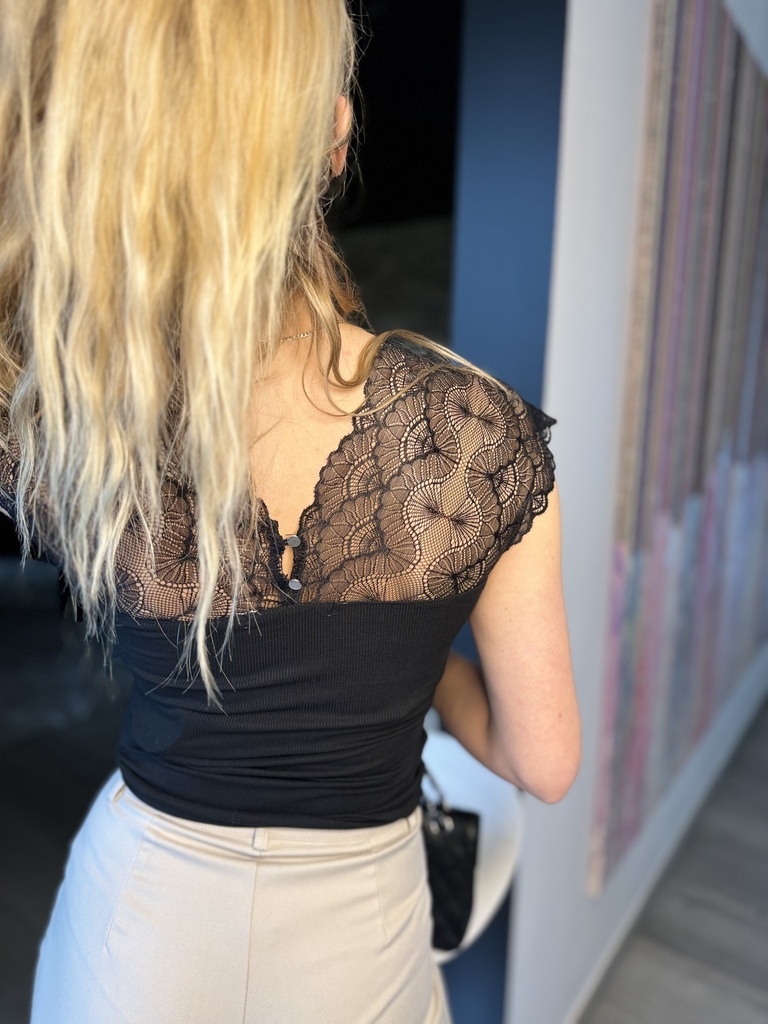 Élianne - Top 