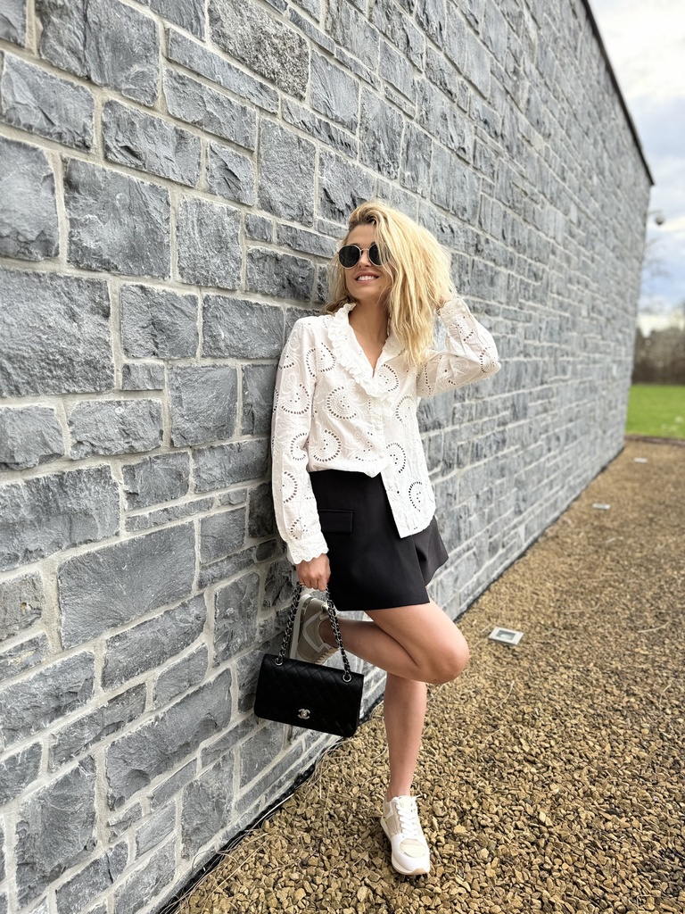 Yara - Short