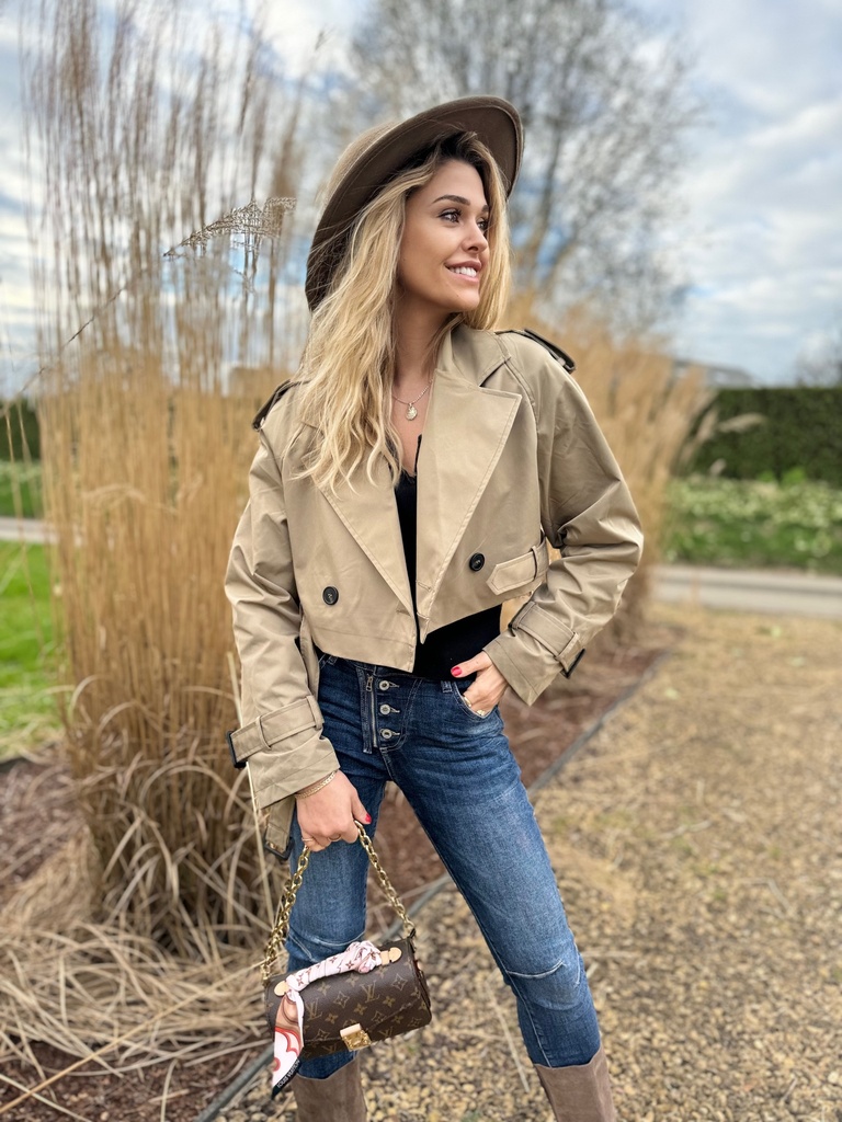 Margo - Veste