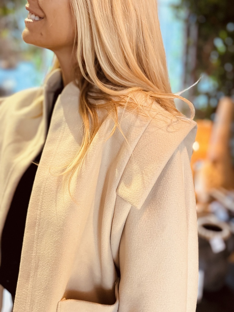 Sacha - Veste
