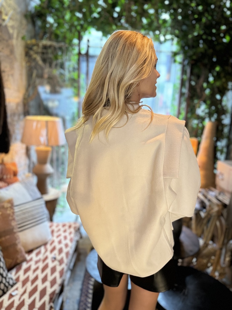 Sacha - Veste