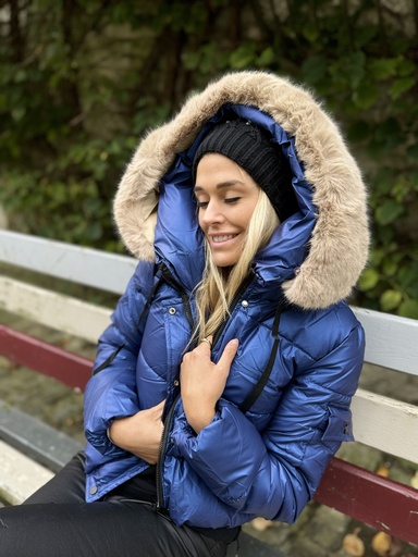 Anita -Veste